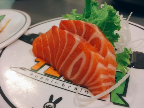 sushi sashimi salmon