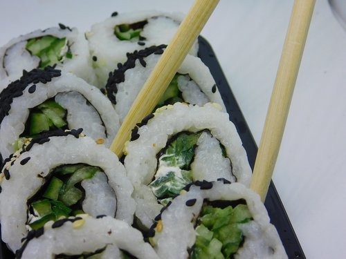 sushi  vegetarian  vegetables
