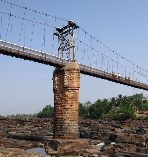 suspension bridge rope bridge central pillar