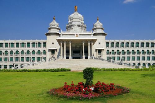 suvarna vidhana soudha belgaum legislative building