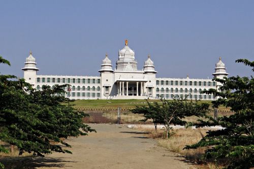 suvarna-vidhana-soudha suvarna soudha legislature building