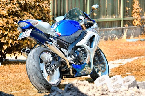 suzuki  photo  motorcycle