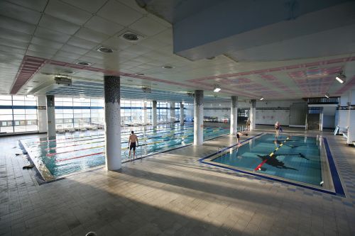 swimming indoor pool pool