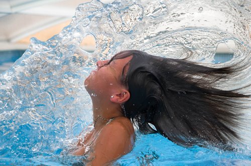 swimming pool  hair  drops of water