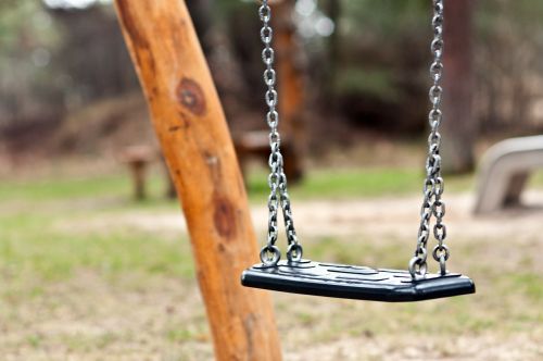 swing play playground