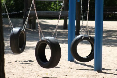 swing playground play