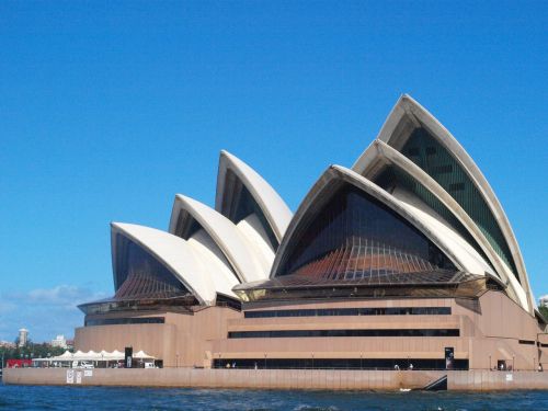 sydney opera house