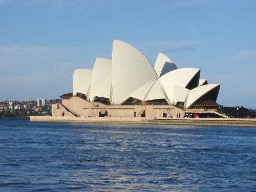 sydney opera house