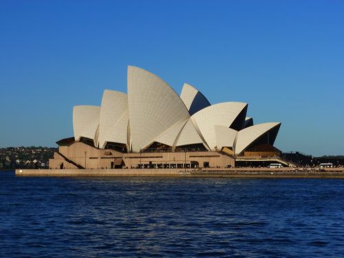 sydney opera house