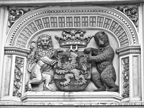 symbol sculpture lion
