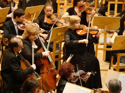 symphony orchestra concert philharmonic hall