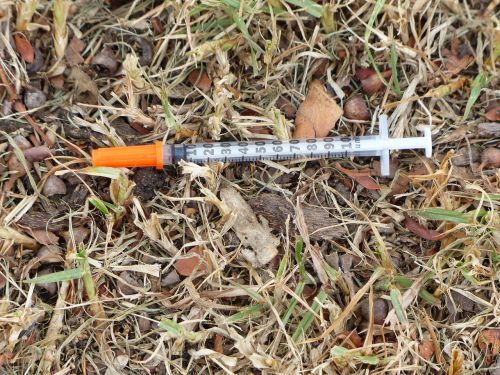 syringe needle drugs