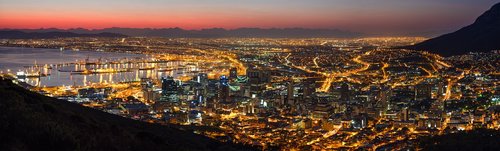 table bay harbour  cape town  dawn