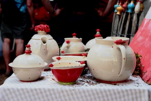 tableware earthenware pot