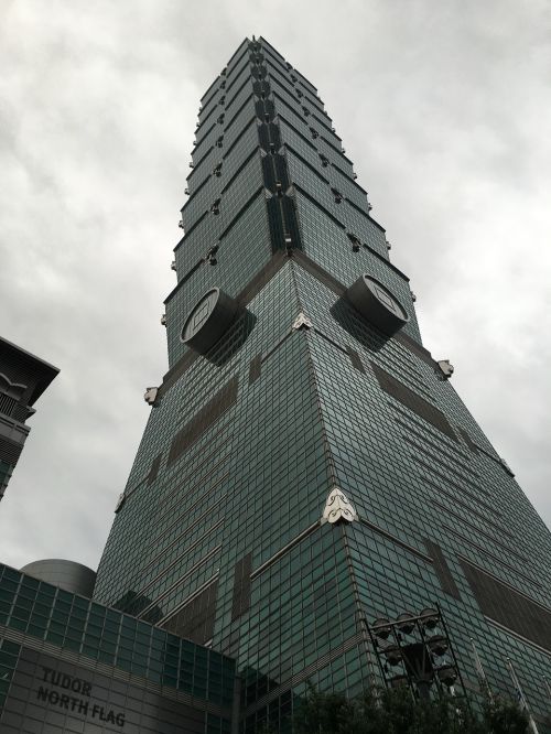taiwan look up 101 building