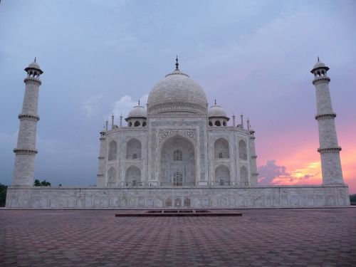 taj mahal india sunset