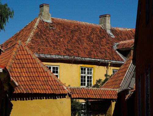 tallinn roofing tiles