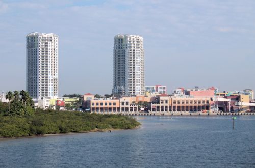 tampa florida skyline