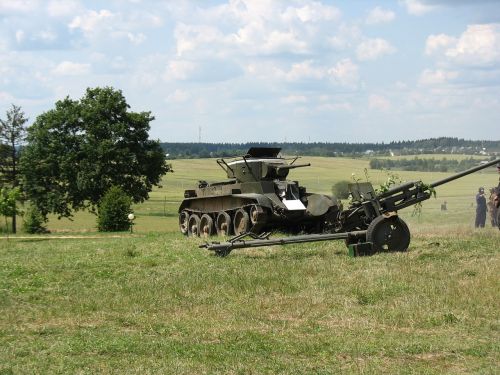 tank museum stalin's line of defense
