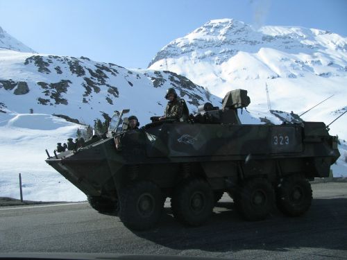 tank mountain snow