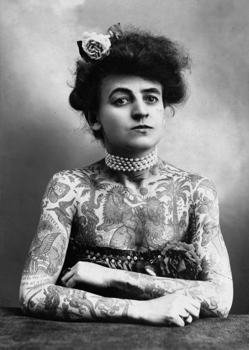 tattoo vintage woman