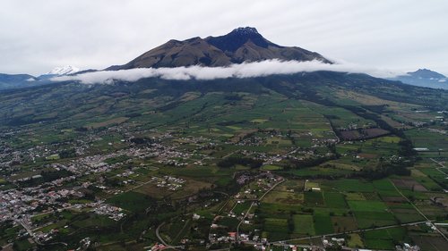 tayta  imbabura  ecuador