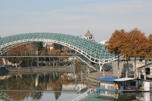 tbilisi peace bridge city