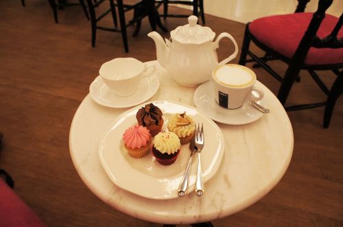 tea teapot cupcake