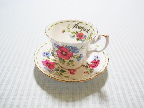 tea time cup august