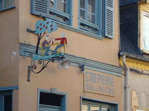 teaches creperie tree