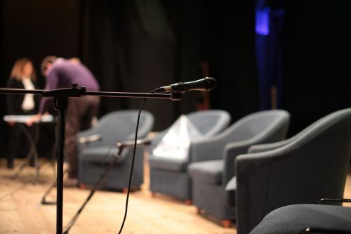 teatro sofa microphone