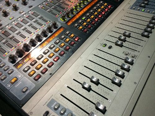 technology audio mixer