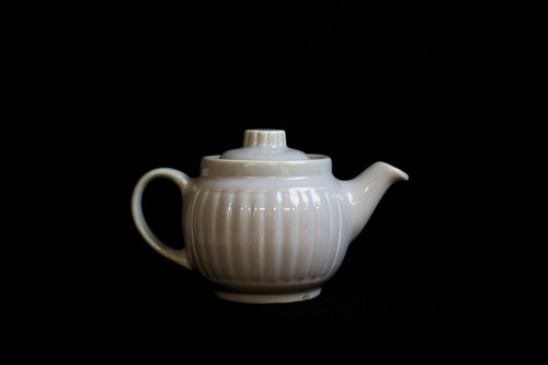 tee  tableware  porcelain