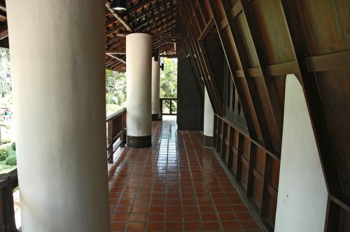 temple veranda wood