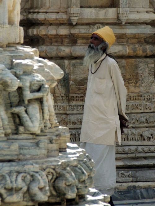 temple monk india