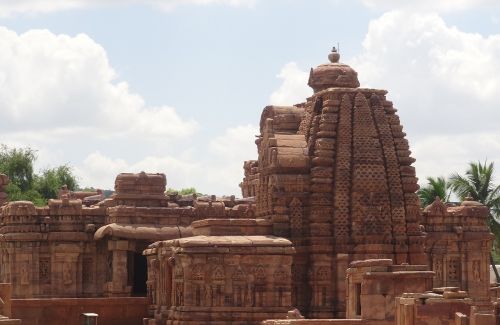 temple shrine pattadakal
