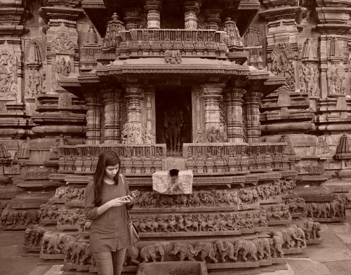 temple girl architecture