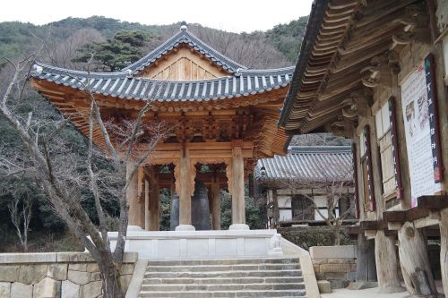 temple hwaeomsa jiri