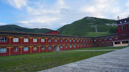 temple red wall asia