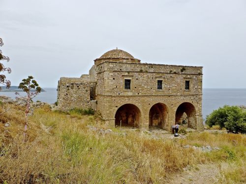 temple byzantine architecture