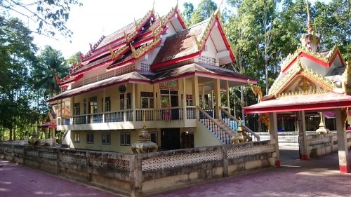 temple thailand chumphon