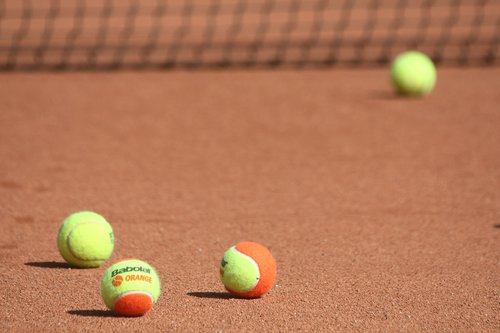 tennis  ball  game