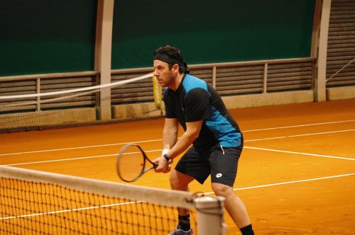 tennis clay court