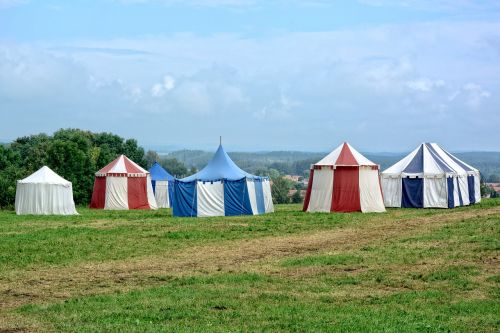 tent accommodation stay