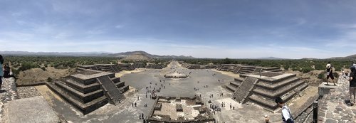 teotihuacan  mexico city  pyramid