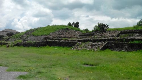 teotihucan mexico pyramids