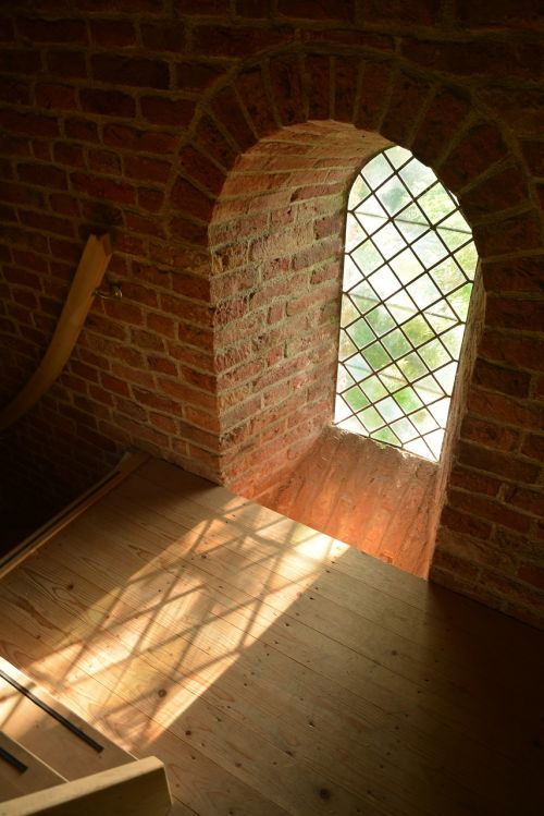 termunterzijl church window