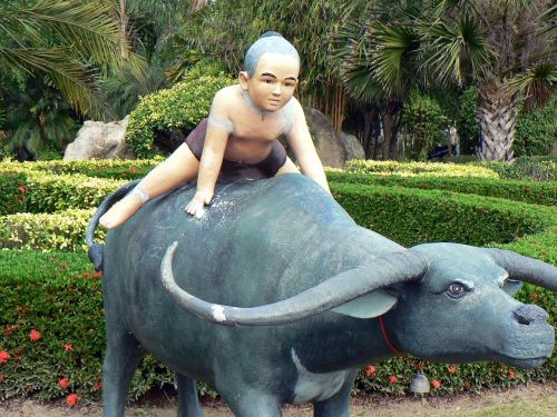 thailand sculpture buffalo