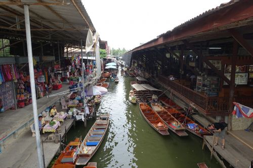 thailand floating market travel