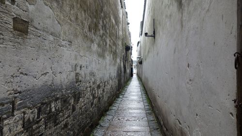 the ancient lane hangzhou stone road